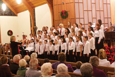 Sippican Choral Society
On Sunday, December 2, the Sippican Choral Society held its annual Christmas concert at Wickenden Chapel at Tabor Academy.  The Sippican Chamber Choir and South Coast Children’s Chorus performed a mix of sacred and secular music in front of a packed house.  Photo by Eric Tripoli.
