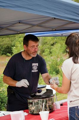 Mattapoisett Firefighter’s Association
The Mattapoisett Firefighter’s Association hosted a chowder competition on September 13 on the Mattapoisett Knights of Columbus grounds. Between 300 and 400 guests came to sample the chowder of 16 different teams, split into two categories: public safety and professional. The Rochester Firefighter’s Association took first place in the public safety category and also won the People’s Choice Award. Photos by Denzil Ernstzen
