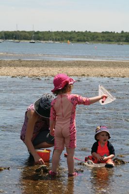 Shining Tides in Mattapoisett
Children explored the shore with Cassie Lawson and Becca Stroud from the Buzzards Bay Coalition on July 31 at Shining Tides in Mattapoisett, enjoying a scavenger hunt along with the exploration of sea animal habitats. Photos by Jean Perry
