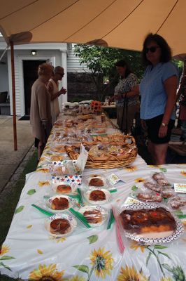 First Congregational Church’s Summer Fair
Main Street was closed to through traffic on Saturday morning for the First Congregational Church’s summer fair. Photos by Mick Colageo
