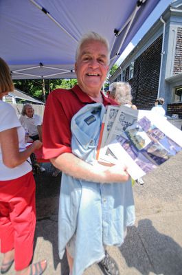 Super Duper Summer Fair
The First Congregational Church of Marion held their Super Duper Summer Fair on Saturday drawing dozens of fans who enjoyed the food, music and fun. Photos by Felix Perez
