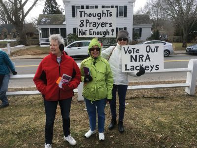 March for Our Lives
Fourteen members and friends of the Mattapoisett Democratic Town Committee attended the March for Our Lives on Saturday, March 24. Those who attended the march: Jocelyn DaLuz, Kathleen & Arthur Damaskos, Patricia & Maureen Murray, Luana Jostvold, Kathie Reed, Michelle Bernier, Theresa Hadley, Bill Cantor, Kristen Eastman, Betty Hill and Skip and Anne Bedser. Photo courtesy William Cantor
