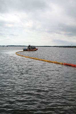 Oil Spill Drill
On Tuesday, the Town of Mattapoisett hosted a MassDEP-sponsored training course in cooperation with the Town of Fairhaven, representatives from the U.S. Coast Guard, Nuka Research and Planning Group and Moran Environmental Recovery. Working the Mattapoisett Harbormaster boat piloted by P.J. Beaudoin were Assistant Harbormaster Robert Clavin and intern Robert Haskell, and on the Mattapoisett Fire Department boat were Firefighter Daniel Cortes and Lieutenant Ross Macedo. Photos by Mick Colageo and Marilou New
