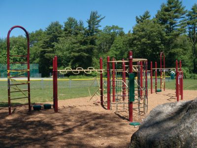 New Playground
Volunteers at Sippican Elementary (VASE) made this new playground on the schools south side possible with fundraisers. The new playground encourages upper body strength and will make recess more enjoyable for all the kids at Sippican. Photo by Laura Pedulli.
