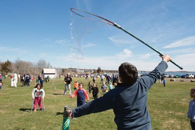 Easter Egg Fun
Saturday was a picture perfect day at Veteran’s Park in Mattapoisett for the Lions Club’s annual Easter egg hunt. Dozens of children made the dash to collect their fair share of Easter candy and enjoyed an afternoon of popping bubbles by the lighthouse with entertainer Vinny Lovegrove. Photos by Colin Veitch
