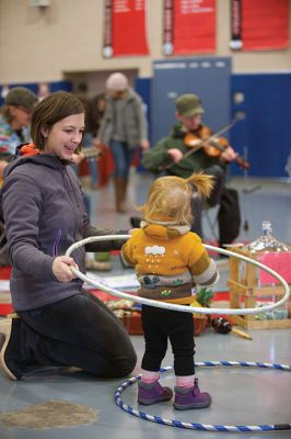 ORR Winter Farmers’ Market
The ORR Winter Farmers’ Market held every 2nd and 4th Saturday of the winter months is a way to chase the winter blues away while stocking up on your organic essentials. Live entertainment and children’s activities liven up the coldest of winter weekends from 10:00 am to 1:00 pm at the ORR Junior High School gymnasium. Photos by Colin Veitch
