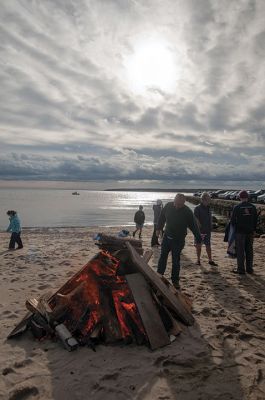 “Freezin’ for a Reason” 
Every year hundreds make waves on New Year’s Day at the Mattapoisett Town Beach for the annual “Freezin’ for a Reason” polar plunge. With the support of local businesses and emergency responders, the event has continued every year, raising thousands of dollars to help local families facing cancer treatment. Photos by Felix Perez
