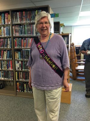 Gail Roberts
On June 25, the Plumb Library in Rochester honored retiring Director Gail Roberts a sendoff celebration. Photo by Marilou Newell
