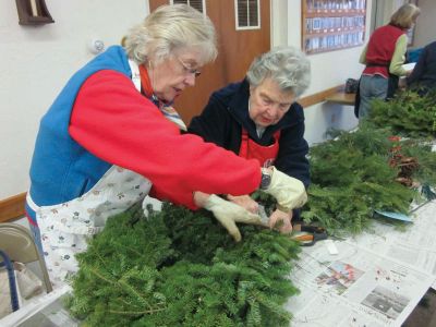 Holiday Wreaths
Members of the Marion Garden Club congregated on November 30, 2010 for a wreath-making workshop. The holiday wreaths were decorated and distributed to club supporters. Photos by Trini Wanig.
