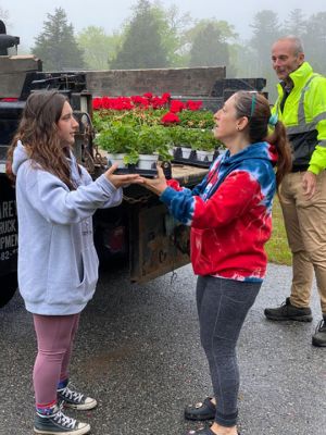 Memorial Day
Robert Pina shared photos of the annual planting of geraniums at veterans’ graves for Memorial Day.
