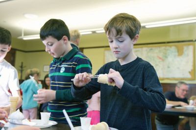 Gingerbread Houses
While others were out bustling on the last Saturday before Christmas, a couple dozen of the littler library patrons enjoyed the day making candy gingerbread houses at the Mattapoisett Free Public Library on Saturday, December 19.
