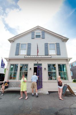 Harbor Days 2014
Did you come out for Harbor Days 2014? Every year, Harbor Days lures the people of the Southcoast to Mattapoisett by the thousands to enjoy the fun, food, and festivities unique to this local tradition. The weekend festival took place from July 18th through the 20th at Shipyard Park, the heart of Mattapoisett village. Photo by Felix Perez
