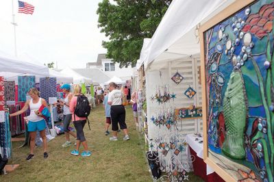 Harbor Days 2015
The weather was fine for Harbor Days, the annual week-long event organized by the Mattapoisett Lions Club. The weekend portion of Harbor Days featured vendors, food, train rides for the kids, and a number of entertainment programs, including The Showstoppers on Sunday, July 19. Photos by Colin Veitch and Jean Perry
