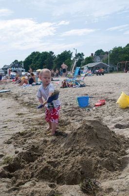 Beach Fun
Tri-Town beaches were packed with residents looking to escape the heat during record high temperatures on July 22, 2011. According to individual reports, the mercury hit 103 in Mattapoisett mid-day. The Mattapoisett COA and library saw a slight influx of people seeking air conditioning as well. Photos by Felix Perez. July 28, 2011 edition
