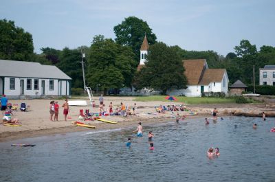 Beach Fun
Tri-Town beaches were packed with residents looking to escape the heat during record high temperatures on July 22, 2011. According to individual reports, the mercury hit 103 in Mattapoisett mid-day. The Mattapoisett COA and library saw a slight influx of people seeking air conditioning as well. Photos by Felix Perez.
