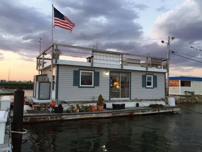 Harbormaster House Boat
Mattapoisett Harbormaster Jill Simmons and her husband Skip Gray have been living on a houseboat docked in Fairhaven for decades. The Sea-Hab is 576-square feet and contains all the comforts a small home on the mainland would boast except an oven. Photo courtesy Jill Simmons
