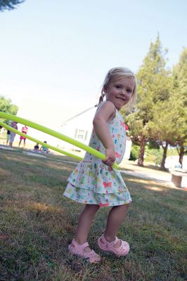 Hula Hooping
On Saturday, July 23, kids at the Plumb Library in Rochester tried a little hula hooping with Pinto Bella. The event is part of the library’s summer reading theme of health and wellness. Photos by Colin Veitch
