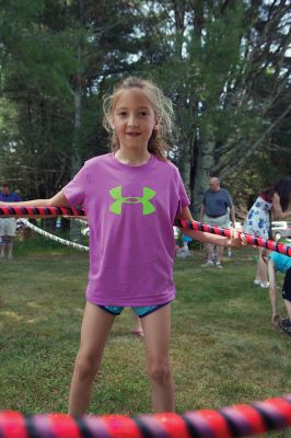 Hula-hoop Performer
Hula-hoop performer Pinto Bella taught kids the benefit of hula-hooping for body and mind and performed superhero-themed tricks on June 20 at Plumb Library. Photos by Colin Veitch
