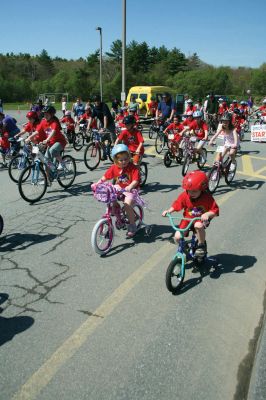 Bikes, Bikes, Bikes!
The Third Annual Pan Mass Challenge Kids Tri-Town Ride attracted several hundred young bicyclist to the ORR campus on Saturday morning, May 16, for a bike rally to help defeat cancer. Proceeds from the event will go to several charities in the state such as the Jimmy Fund and Dana- Farber Cancer Institute to assist in cancer research. The rally was expected to raise more than $15,000. Photo by Robert Chiarito.
