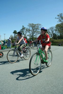 Bikes, Bikes, Bikes!
The Third Annual Pan Mass Challenge Kids Tri-Town Ride attracted several hundred young bicyclist to the ORR campus on Saturday morning, May 16, for a bike rally to help defeat cancer. Proceeds from the event will go to several charities in the state such as the Jimmy Fund and Dana- Farber Cancer Institute to assist in cancer research. The rally was expected to raise more than $15,000. Photo by Robert Chiarito.
