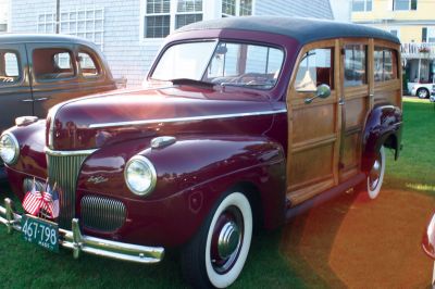 Car Show
2009 Mattapoisett Heritage Days started on Friday August 7, 2009 with an antique car show and a cookout dinner at Shipyard Park. Photo by Anne O'Brien-Kakley
