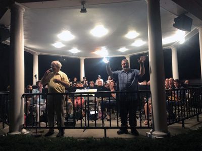 Mattapoisett Town Band Director
On August 25, Mattapoisett Town Band Director Jim Farmer introduced the new band director, Jayson Newell. Farmer retired after more than 30 years as the Town Band leader. Newell, who has more than 25 years playing and teaching in south-coast bands and in schools, is a teacher at Durfee High School in Fall River. Newell thanked Farmer and those in attendance and looks forward to the 2023 season. Photo courtesy of Joanne Dunn
