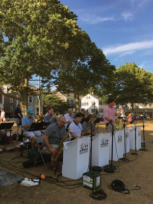 Park Jazz
On August 7, the cool, jazz music from the 17-piece Southcoast Jazz Orchestra filled Shipyard Park. Organized and led by well-known local musician Bob Williamson, the series held on Sundays through August will feature other musical groups. Photos by Marilou Newell

