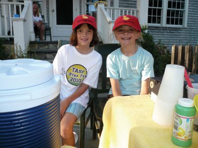 Sweet Fundraiser
LuLu Russell and Megan Iverson of Marion were busy selling lemonade during the Buzzards Bay Regatta this past weekend. The lemonade sale proceeds, which totaled over $1,000, will go to benefit cancer research. Photo courtesy of Jane Tucker.
