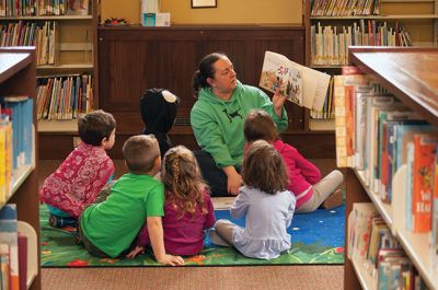 Mattapoisett Free Library
Children flocked to the Mattapoisett Free Library on April 4 for two special events – one to learn about composting with Dr. John Porter and the other where Tricia Weaver taught kids about wind. Photos by Felix Perez
