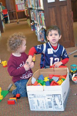 National Take Your Child to the Library Day
The Mattapoisett Public Library celebrated National Take Your Child to the Library Day this Saturday, February 1, with an entire day filled with special activities for children. All day long, a steady stream of kids enjoyed activities such as a library scavenger hunt, playing chess, watching the movie “Up,” and face painting. Photos by Jean Perry & Felix Perez
