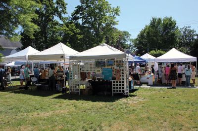 Arts in the Park
The Marion Art Center held its annual Arts in the Park event on Saturday at Bicentennial Park. The jury-vetted assemblage of artisans surrounded the Elizabeth Taber statue and welcomed shoppers for their goods, while attendees also enjoyed goodies from a nearby food truck and live entertainment from the doorsteps of the MAC. Photos by Mick Colageo
