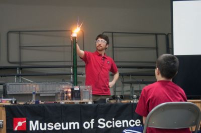 Magnetic Attraction
Andy Hall, of the Boston Museum of Science, uses hands-on experiments to teach third graders at Center School about electricity and magnetism.
