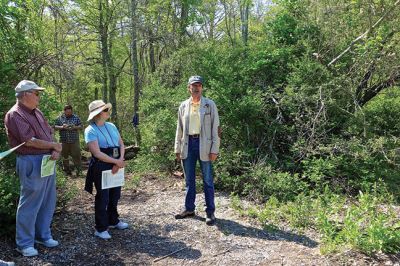  Mattapoisett Land Trust
The Mattapoisett Land Trust on May 30 celebrated the grand opening of its newest trail, Osprey Preserve at the end of Whaler’s Way on Mattapoisett Neck. Maps are available at www.mattlandtrust.org. Photos courtesy of the Mattapoisett Land Trust
