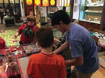 Marion Natural History Museum
On Wednesday, December 21, the Marion Natural History Museum's after school group enjoyed some refreshments and holiday crafting with natural and recycled materials. The group made many lovely ornaments and gifts. Many thanks to Maggie Payne, Marc Sylvia, Sarah Porter, David Pierce, Evan Costa, and Wendy Copps for their help with this event. Photos courtesy of Elizabeth Liedhold
