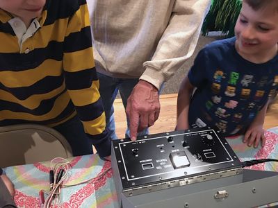 Marion Natural History Museum
The Marion Natural History Museum's after school group had the chance to inspect some of the equipment used to count our local herring population. We heard about the species, its food chain, life cycle, and the predators of alewives in our area. Many thanks go to David Watling, Rochester herring inspector, for this fun, hands-on program. Photos courtesy Elizabeth Leidhold.
