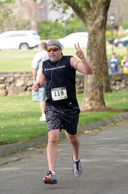 Marion Village 5K
The Marion Village 5K is in its 19th year, and over 250 participants turned out to run the 3.1-mile course along the waterfront and through the quaint Marion village. Runners of all ages took part in the race, and the top 20 runners all finished in less than 20 minutes. Photos by Felix Perez
