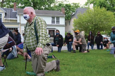 Kneel for Nine
A peaceful crowd gathered on the lawn of the Marion Music Hall on June 2 to kneel in solidarity for nine minutes calling for justice for the death of George Floyd and accountability for police brutality. Marion Police Chief John Garcia dressed in his police uniform was among the roughly 200 kneeling on the grass that afternoon. Photos by Jean Perry
