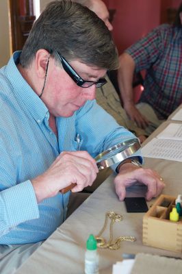 Antique Show
The Sippican Historical Society hosted a fundraiser heirloom discovery/antiques appraisal at the Marion Music Hall on June 27. Featured appraisers Frank McNamee and Jim Gahan examined a number of pieces of art, jewelry, and artifacts throughout the morning. Photos by Colin Veitch
