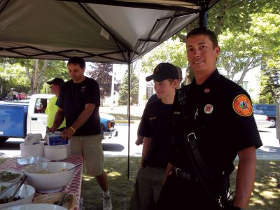 Employee Appreciation Cookout
On Thursday, July 12, the Marion Board of Selectmen and Town Administrator held an employee appreciation cookout for all of the town’s board members and employees. All attendees enjoyed standard barbeque fare underneath a white canopy in Bicentennial Park.  Photo by Joan Hartnett-Barry. 
