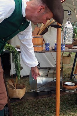 Silvershell Encampment
History was once again alive on Sunday, August 12, for the 2018 Silvershell Encampment in Marion. Participants setting up camp represented Fairhaven and its surrounding towns, as well as Wareham, Rehoboth, Yarmouth, and Rhode Island. Photos by Jean Perry
