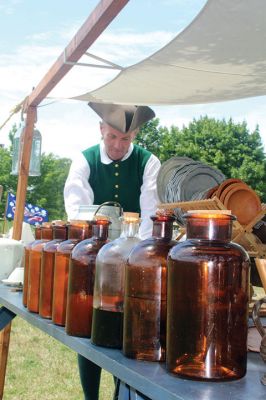 Silvershell Encampment
History was once again alive on Sunday, August 12, for the 2018 Silvershell Encampment in Marion. Participants setting up camp represented Fairhaven and its surrounding towns, as well as Wareham, Rehoboth, Yarmouth, and Rhode Island. Photos by Jean Perry
