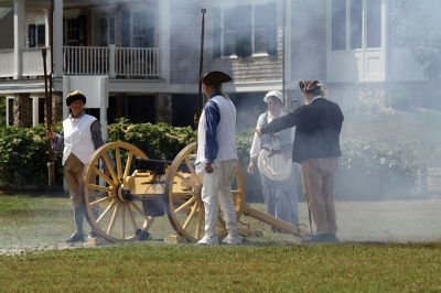 Silvershell Encampment
History was once again alive on Sunday, August 12, for the 2018 Silvershell Encampment in Marion. Participants setting up camp represented Fairhaven and its surrounding towns, as well as Wareham, Rehoboth, Yarmouth, and Rhode Island. Photos by Jean Perry
