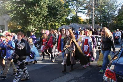 Marion Art Center Halloween Parade 
It looked as though nearly a thousand people came out for the Marion Art Center Halloween Parade on Monday, October 31. The event gets bigger and better every year, it seems, judging by the number of people and the degree of creativity when it comes to the costumes. Photos by Jean Perry
