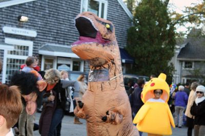 Marion Art Center Halloween Parade 
It looked as though nearly a thousand people came out for the Marion Art Center Halloween Parade on Monday, October 31. The event gets bigger and better every year, it seems, judging by the number of people and the degree of creativity when it comes to the costumes. Photos by Jean Perry
