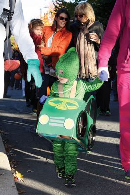 Marion Art Center Halloween Parade 
It looked as though nearly a thousand people came out for the Marion Art Center Halloween Parade on Monday, October 31. The event gets bigger and better every year, it seems, judging by the number of people and the degree of creativity when it comes to the costumes. Photos by Jean Perry
