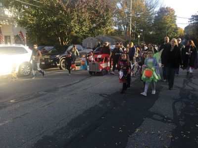 Marion Halloween Parade
The Marion Art Center’s annual Marion Halloween Parade brought out scores of children and families for the much anticipated ghoulish gallivant through the village streets of Marion. Photos by Paul Lopes
