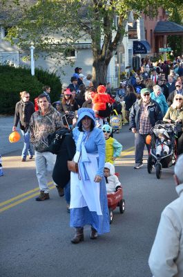 Marion Halloween Parade 2017
Halloween in the Marion village is one event that shouldn’t be missed! Hundreds upon hundreds of little ghosts, ghouls, and goblins took to the streets to show off their costumes and follow it up with some treats (no tricks) and refreshments at the Marion Music Hall, sponsored by those very kind witches at the Marion Art Center. The Sippican School students led the parade under the direction of Hannah Moore. Photo by Paul Lopes
