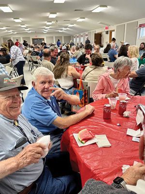 Marion Social Club Clam Boil
Robert Pina shared these photos of the Marion Social Club Clam Boil held on Saturday.
