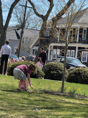 Easter Egg Hunt
The Mattapoisett Congregational Church held an Ester Egg Hunt flowing Pastor Michael's service on Sunday. Photo courtesy Jennifer Shepley
