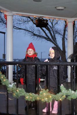 Holiday in the Park
It looked like another record turnout at Shipyard Park in Mattapoisett on December 9 for the annual Holiday in the Park and tree lighting. The tent was stuffed with hot foods, cocoa, donuts, Christmas cookies, and the hundreds of people in line to warm up out of the snowy cold. Did you miss the tree lighting? See The Wanderer Facebook page for a video capturing the magical moment. Photos by Jean Perry 
